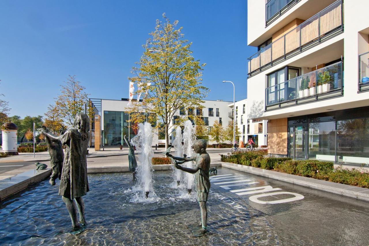 Apartament Green Z Garazem Podziemnym Varşovia Exterior foto
